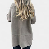 Majda - Srednje dolg plašč z dvojnim zapenjanjem